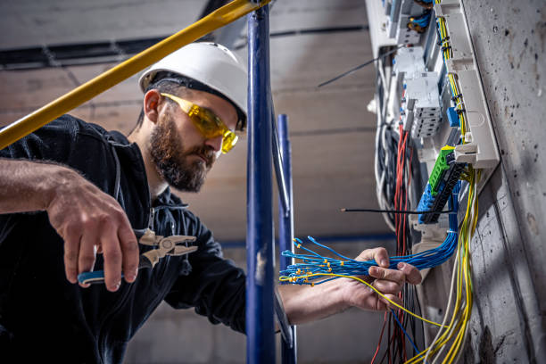 Best Commercial Electrician Services  in Crescent, OK